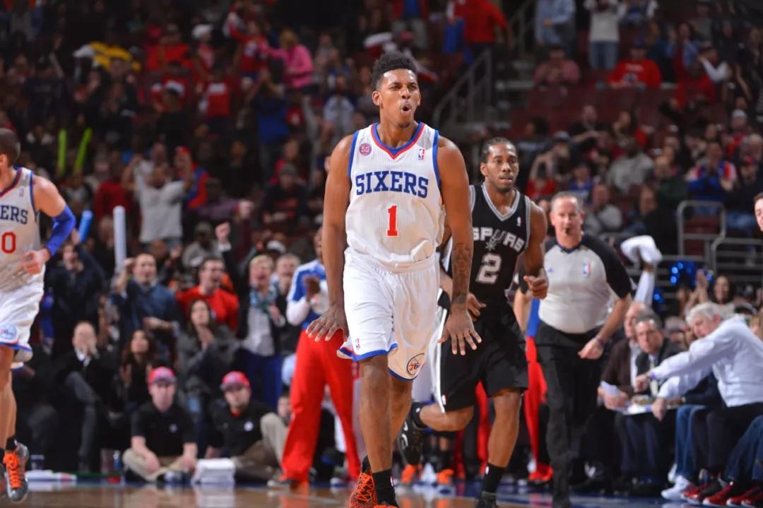 邮报：帕尔默有望战巴萨时复出，拉维亚将至少伤缺一个月（英媒：帕尔默或在对阵巴萨时复出，拉维亚预计至少伤停一个月）