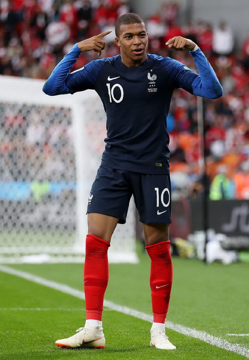 广东大胜广州！三外援合砍60+16+12，徐昕打脸杜锋，萨姆纳伤退（广东狂胜广州！三外援合砍60+16+12，徐昕用表现回击杜锋，萨姆纳因伤退场）