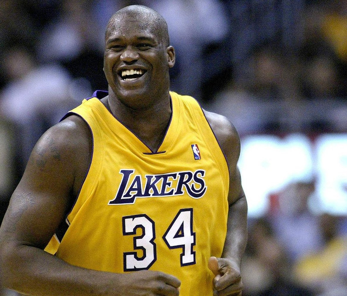 4-3大逆转,54岁埃梅里神了：率队逆转布莱顿+6连胜反超切尔西至第3（54岁埃梅里神奇执教：4-3翻盘布莱顿，豪取6连胜，反超切尔西升至第3）