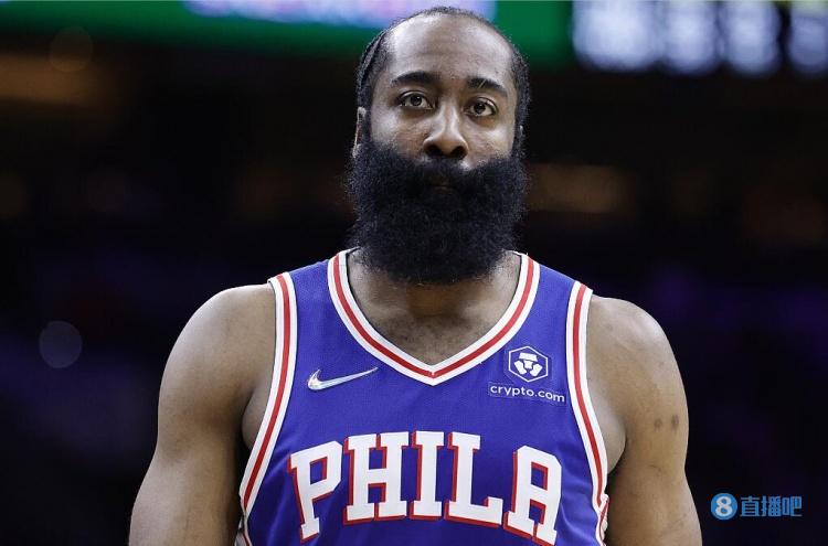 赵丽娜：走了70所学校，女孩踢球屈指可数；想让女孩踢球普及（赵丽娜：走访70所学校见踢球女孩寥寥，盼女足在女孩中普及）