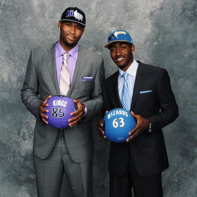 谭龙效力亚泰8年陪球队降级又冲超，如今再次跟随球队降级（谭龙在亚泰八年，历经降级与冲超，如今再度随队降级）