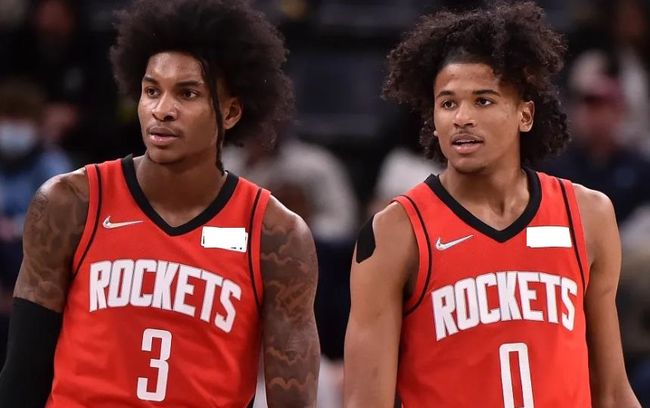 蒋圣龙：理解球迷的失望；末轮踢好自己的比赛（蒋圣龙：理解球迷心情，末轮专注打好自身比赛）