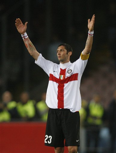 谁来给我解释解释为什么曼联宁愿用霍伊伦去赌下一个霍伊伦（曼联为何拿霍伊伦押注下一个霍伊伦？）