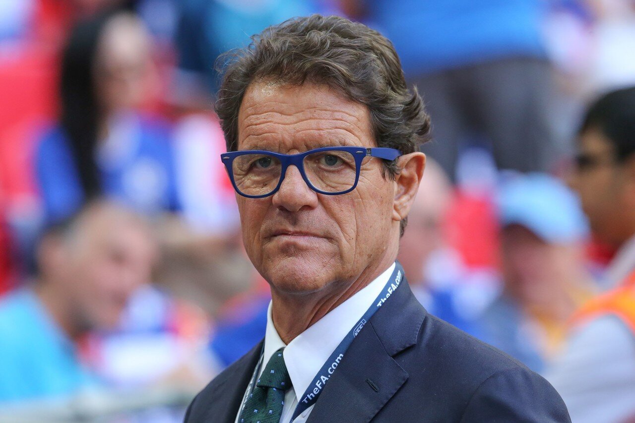 20分钟进2球，德里乌赫当选埃因霍温客场4-1利物浦全场最佳（20分钟双响，德里乌赫获评埃因霍温客场4-1胜利物浦全场最佳）