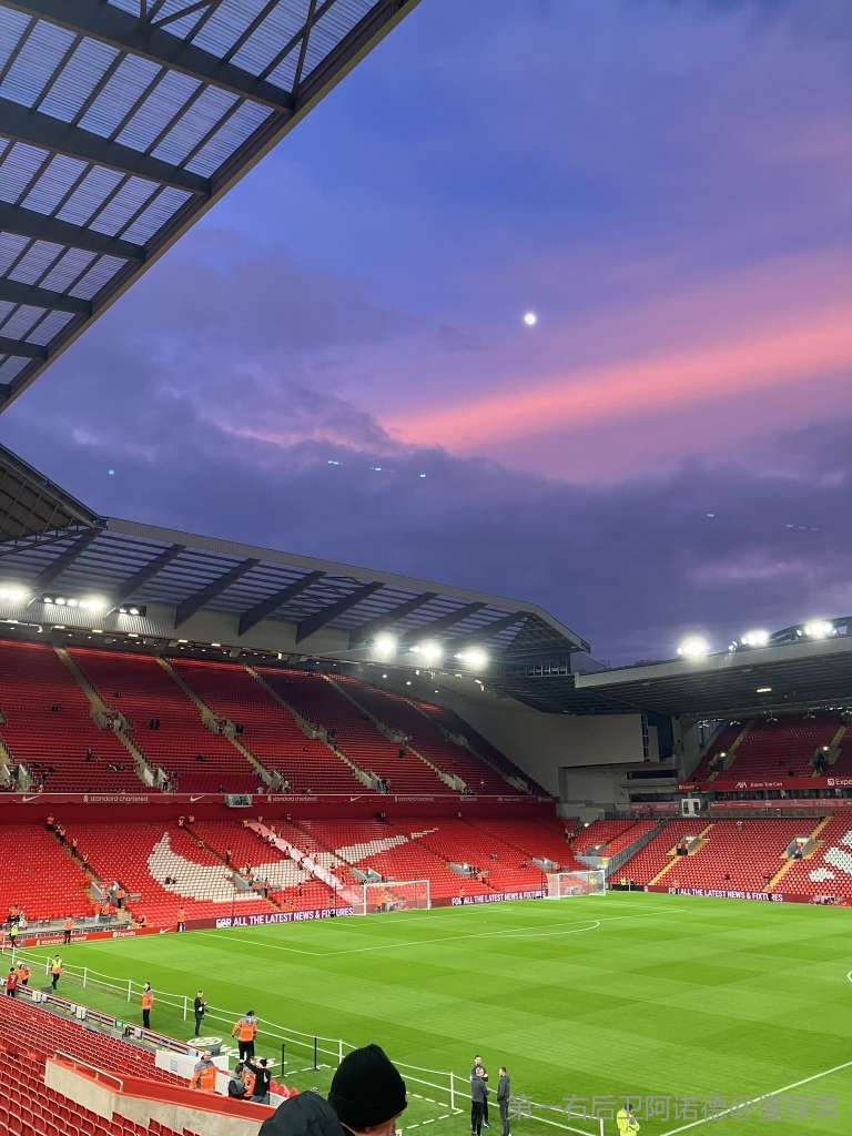 裁判专家：裁判给弗兰·加西亚红牌没问题，罚下卡雷拉斯错了（裁判专家：弗兰·加西亚红牌判定合理，卡雷拉斯被罚下属误判）